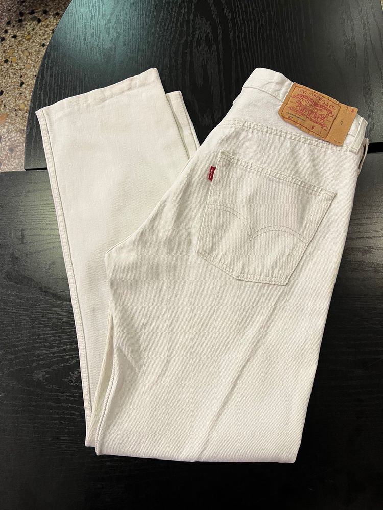 Levi'S White Jeans 501 vintage 1094 made in spain  35/49 obraz 1