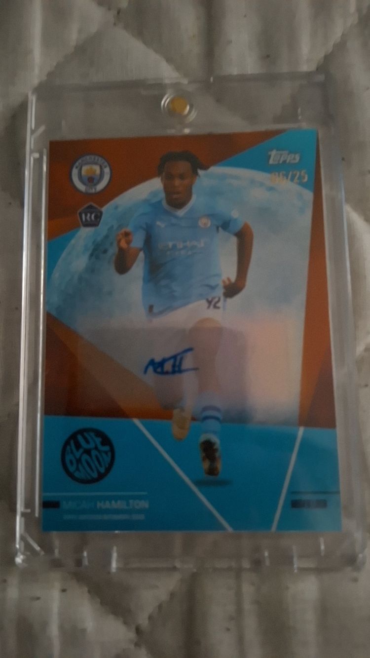 Topps Manchester City Football Trading Card product image