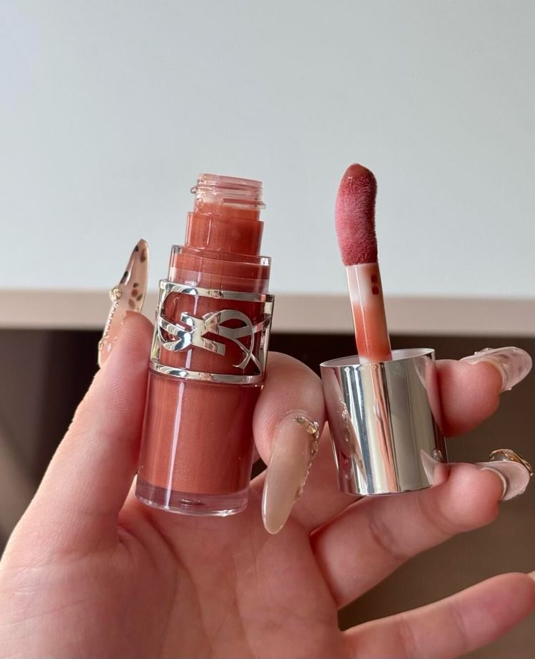 Yves Saint Laurent Lip Gloss imagen 4