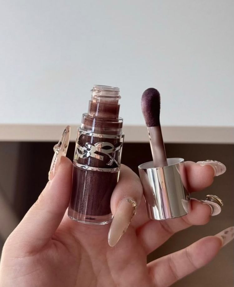 Yves Saint Laurent Lip Gloss imagen 2
