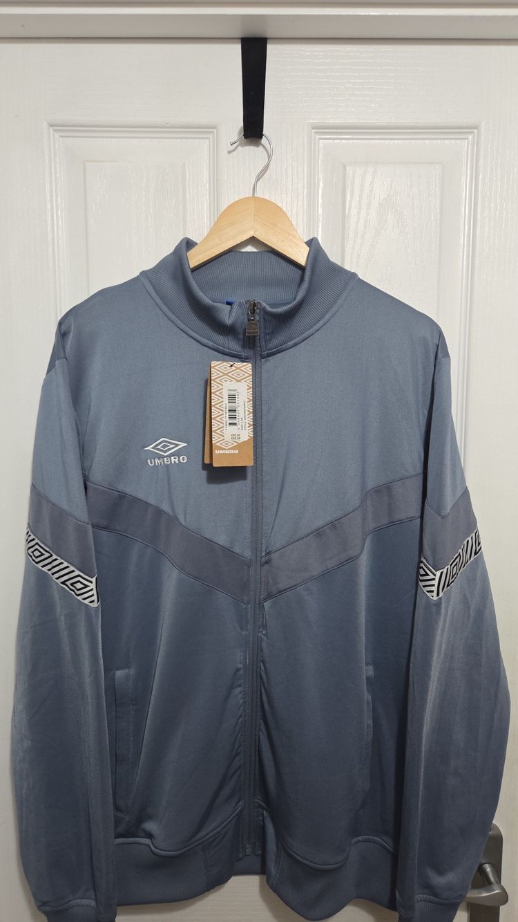 Umbro Grey Zip-Up Jacket Large image 1