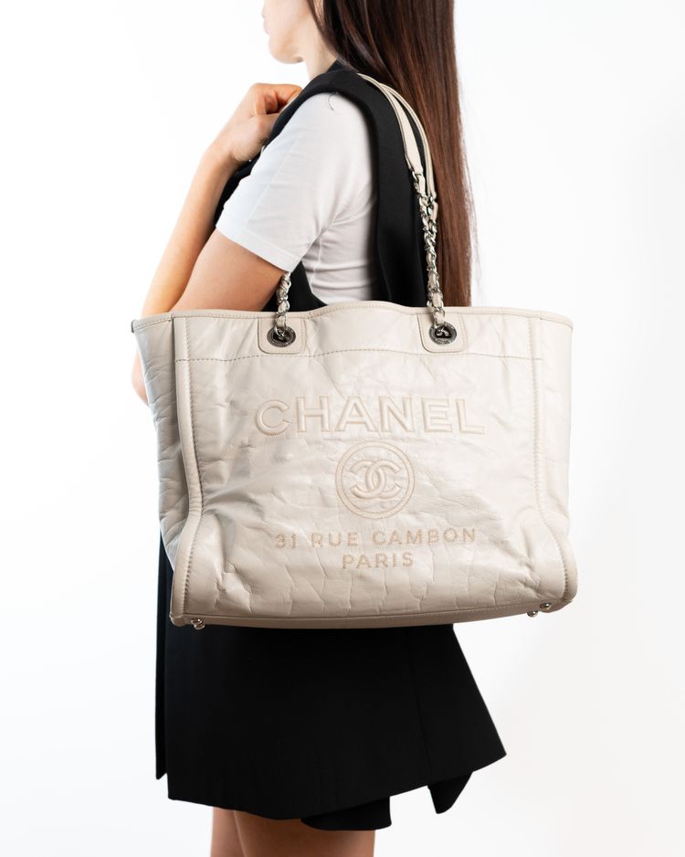 Chanel Borsa Deauville Pelle Beige — Pre-owned Autentica image 10