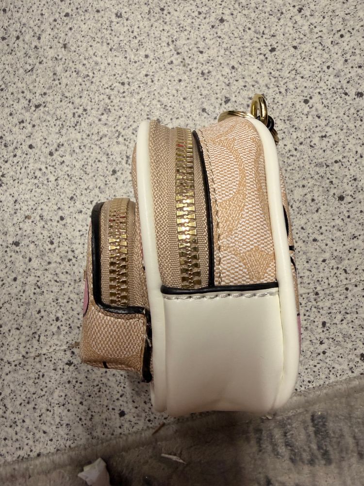 Immagine di Coach Small Pouch Keychain 2