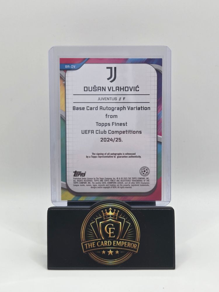 Dusan Vlahovic (Juventus) 19/25 Autographed Card Topps Finest 2024-2025 image 2