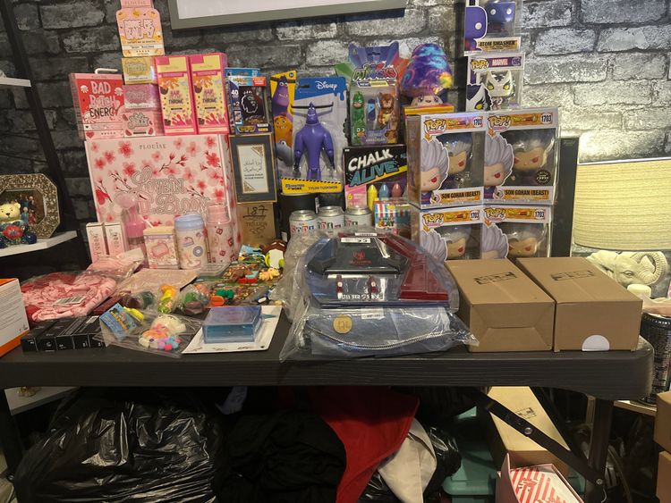 P Louise Funkos toys and undelivered parcels