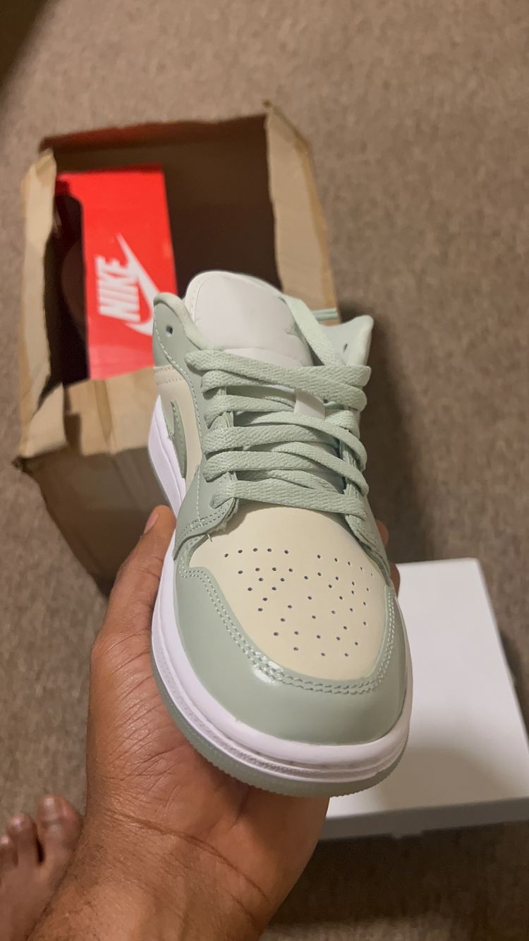 Immagine di WMNS Air Jordan 1 Low SE 8