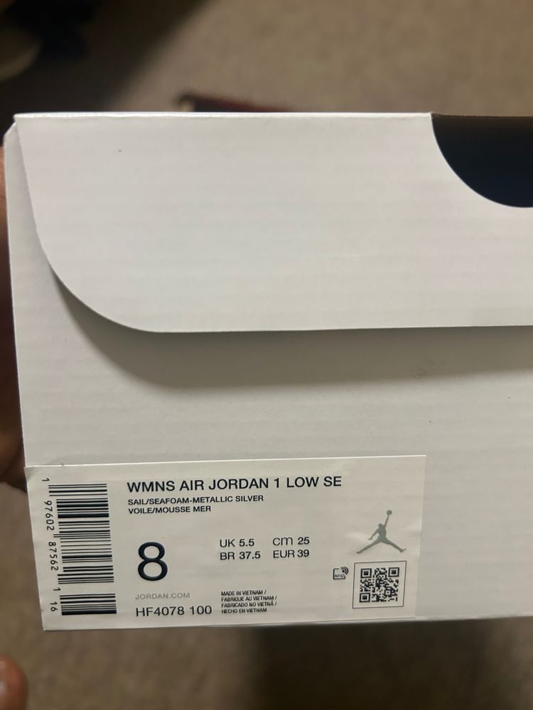 Immagine di WMNS Air Jordan 1 Low SE 2