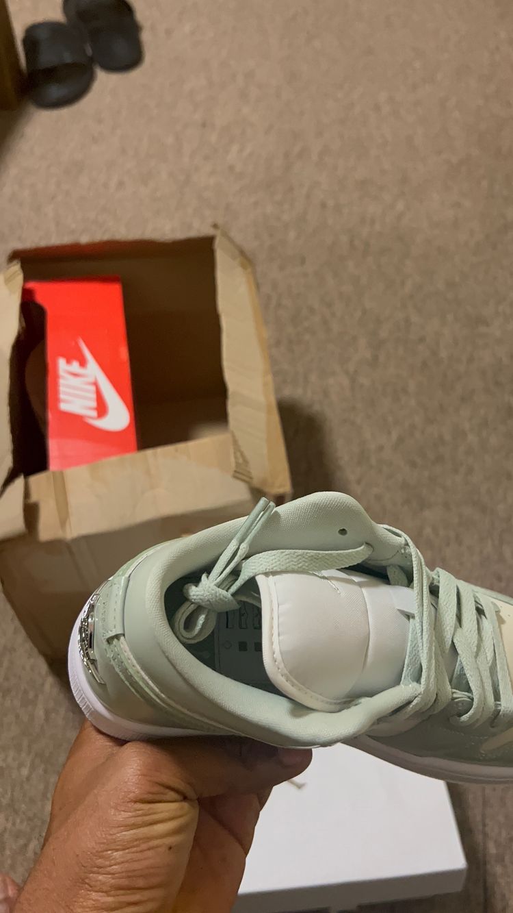 Immagine di WMNS Air Jordan 1 Low SE 4