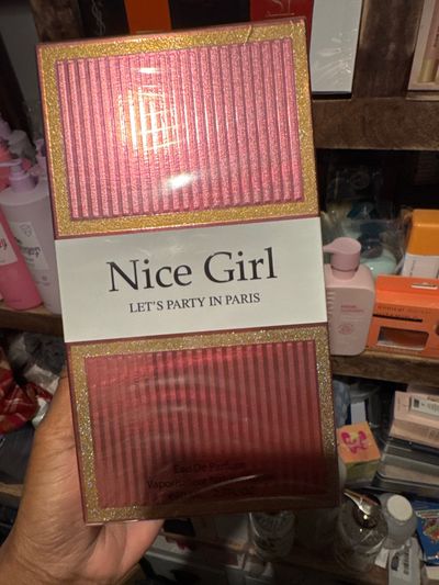 Nice Girl Eau De Parfum