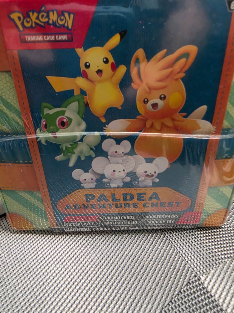 Pokémon Tcg Paldea Adventure Chest