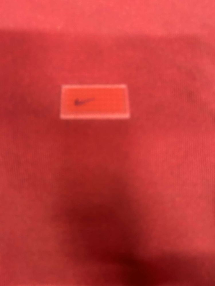 Immagine di Red vintage Nike T-shirt  1