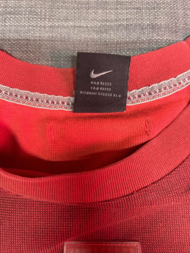 Immagine di Red vintage Nike T-shirt  2
