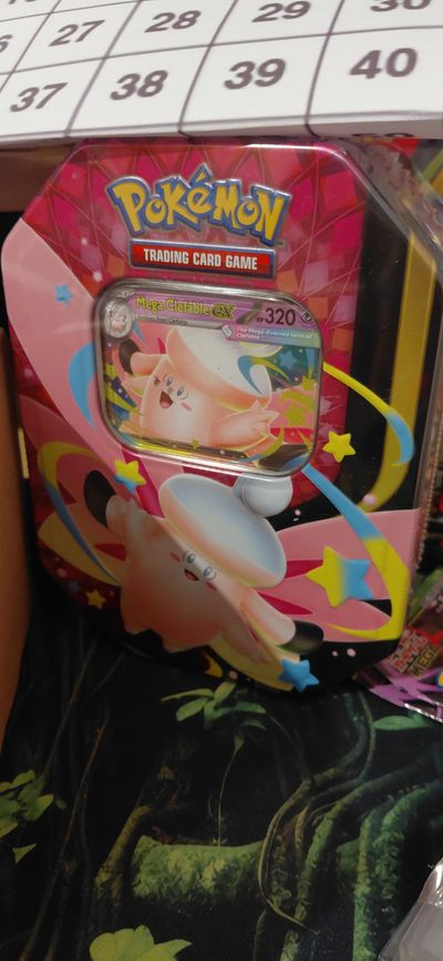 Pokémon Trading Card Game Tin