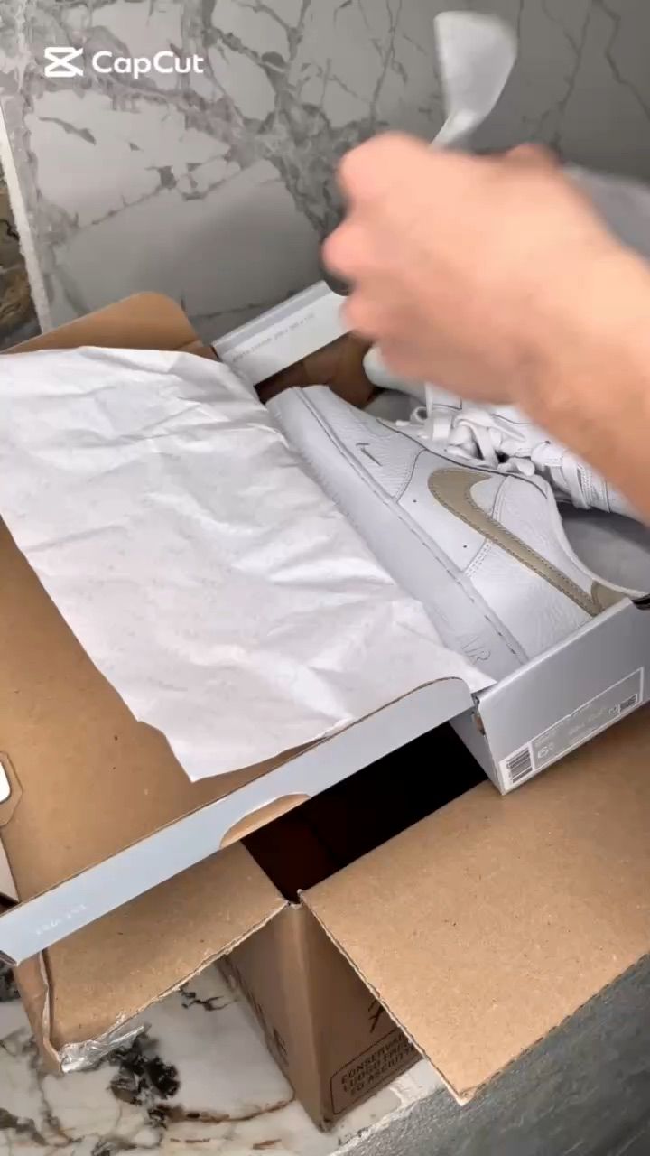 Live auction: SABATO ASTE A PARTIRE DA 1€ CON E SENZA RISERVA by fazeshop.online