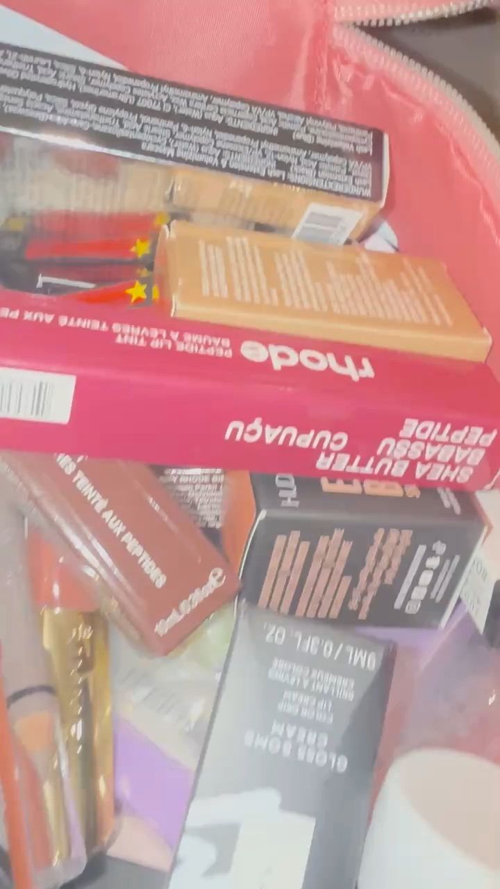 Live Beauty auction: Mother’s Day gifts browsing quiet space by beautyspeaks