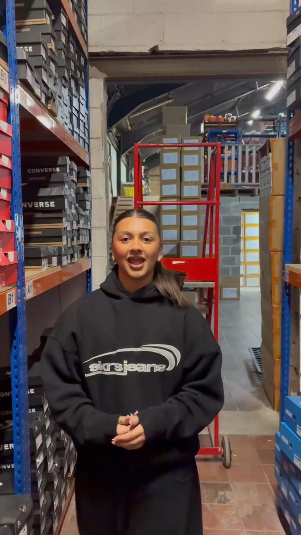 Live Jordan auction: Tuesday Bargains! Nike, Adidas, NF, Under Armour - Come and Say Hi! by vivisportsuk