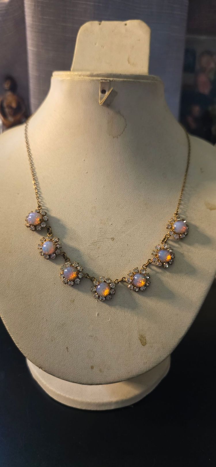 Live auction: COINS AND JEWELLERY 7PM 7DAYS AWEEK  by treasureboxuk