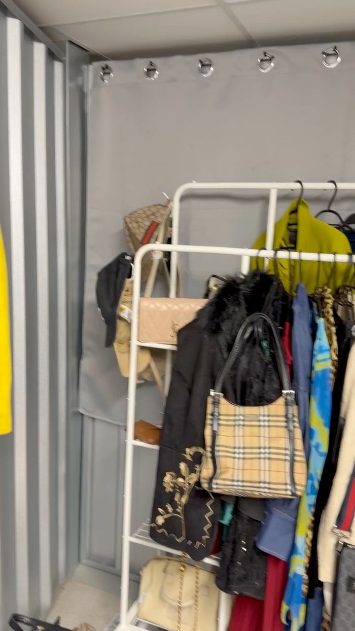 Live Gucci auction: Branded in London by brandedinlondon