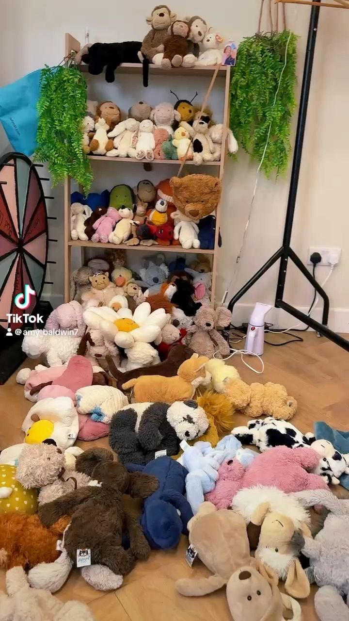 Asta dal vivo: FREE JELLY CAT! Loads of Jelly Cat Bargains! Giveaways and chat! di thehustlemumma