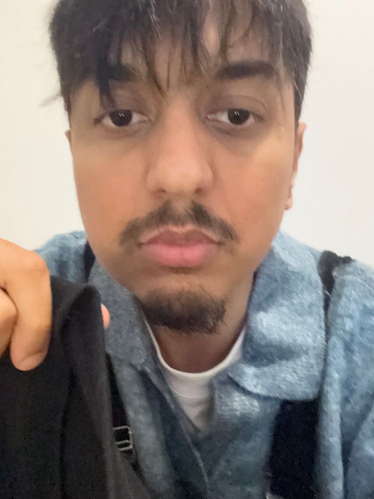 Live Womenswear auction: Venta mi marca by korakco