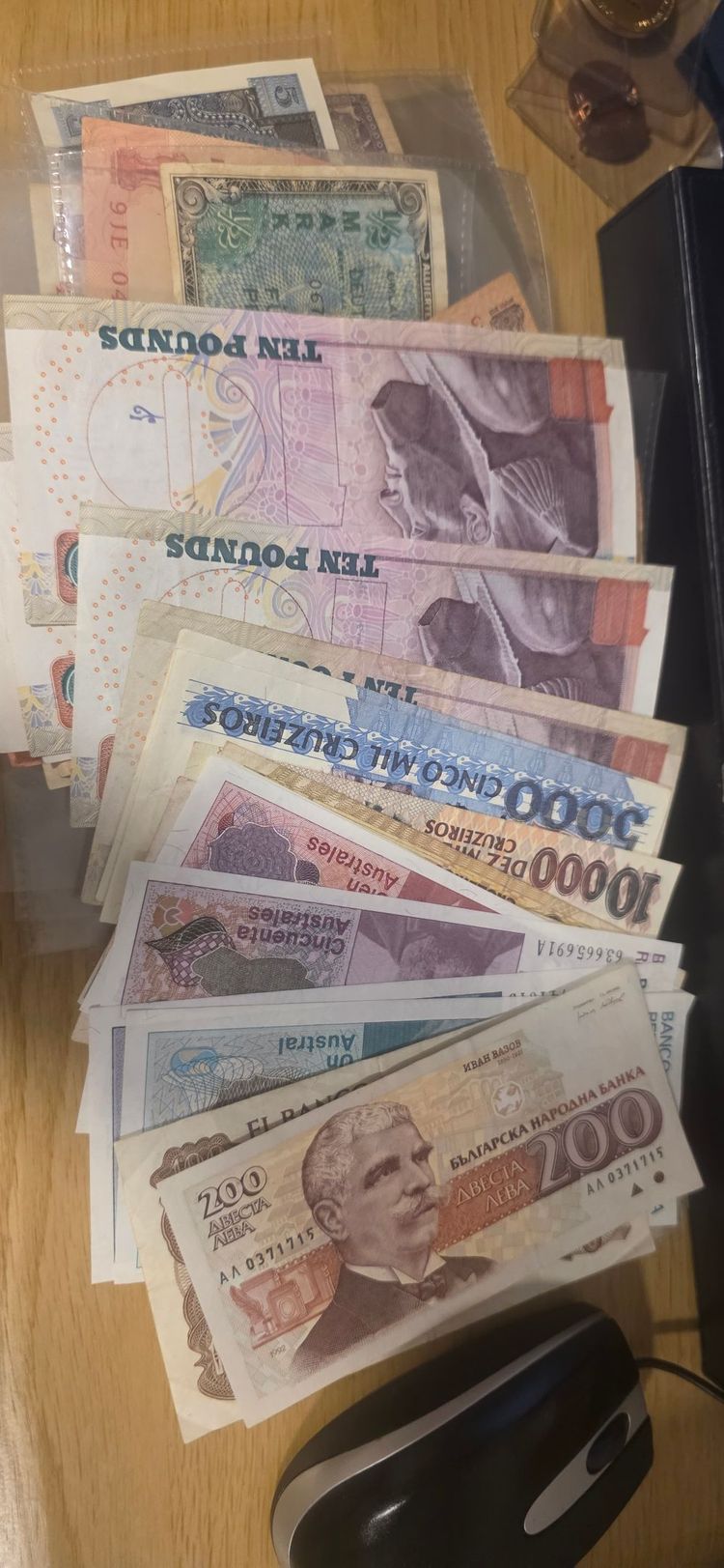 Live Coins & Collectables auction: ALL BANK NOTES START AT £1 EACH  by treasureboxuk
