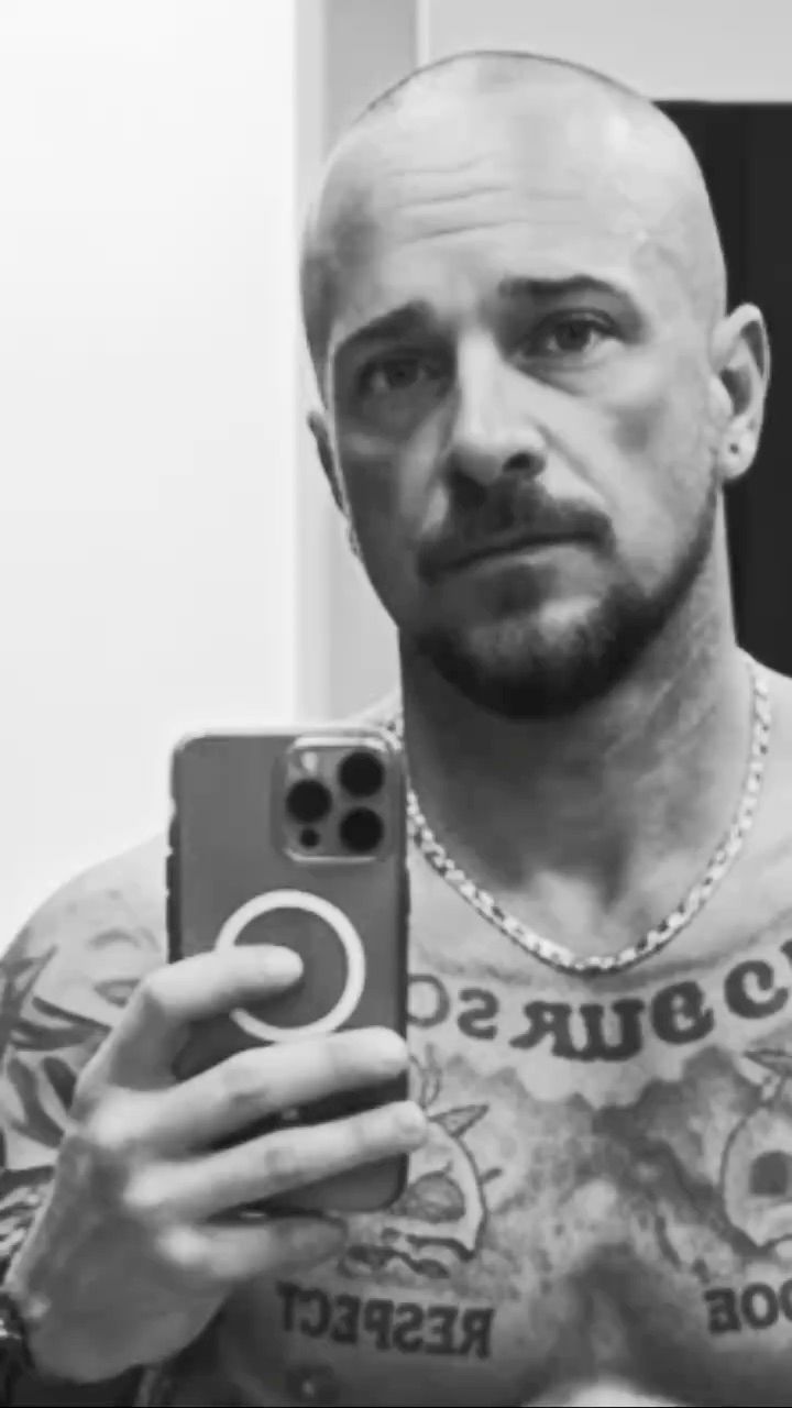 Live auction: Il tuo outfit prezzi super solo in live by michelangelo8915