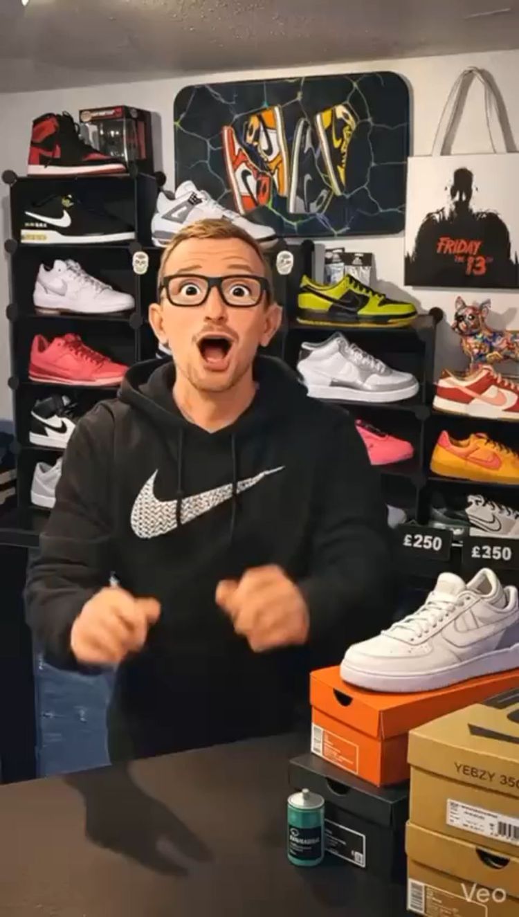 Subasta en directo de Zapatillas deportivas: Bargains On Some Fire Pairs 🔥🔥🔥 por kevinskicks