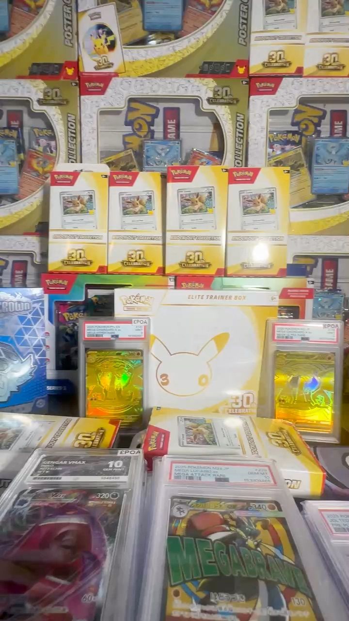 Live auction: MASSIVE 30TH STREAM! 🚀R.R.P ETBS, POSTER COLLECTION, KNOCKOUTS, SLABS AND HOT SINGLES by poke_slabs