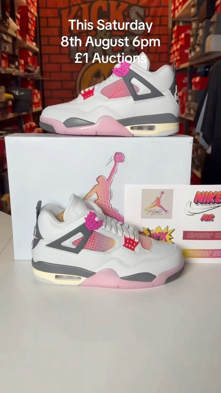 Live BAPE auction: 🔥 🚨 JORDAN 4 COMIC & LIGHTNING ⚡️ 🚨 🔥 🎁 FREE TRAINERS EVERY 10 MINUTES! 👟⏰💥 💷 £1 STARTS by kicksandlace