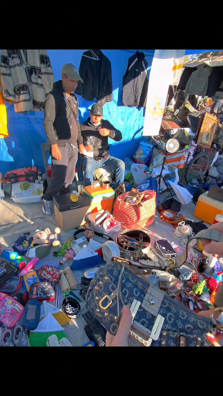 Live Luxury auction: 🇮🇹svendita articoli firmati⭐️ by tutta.robaccia