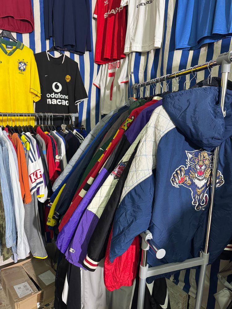 Live auction: SERATA MADE IN USA🇺🇸🔥🔥VARSITY NYL NFL VINTAGE SALE by outdated2vintage