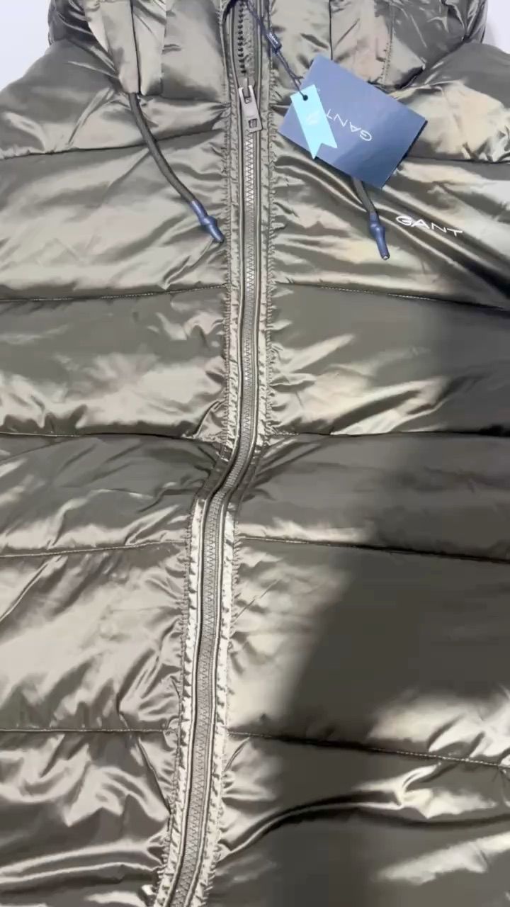 Live auction: ❤️❤️❤️ New  lacoste polo & some pre loved by fashiontrendy