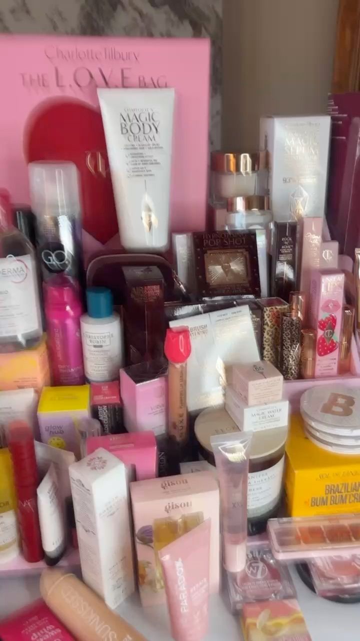 Live Beauty auction: New beauty! CT, Sol, and more! by slatercosmetics