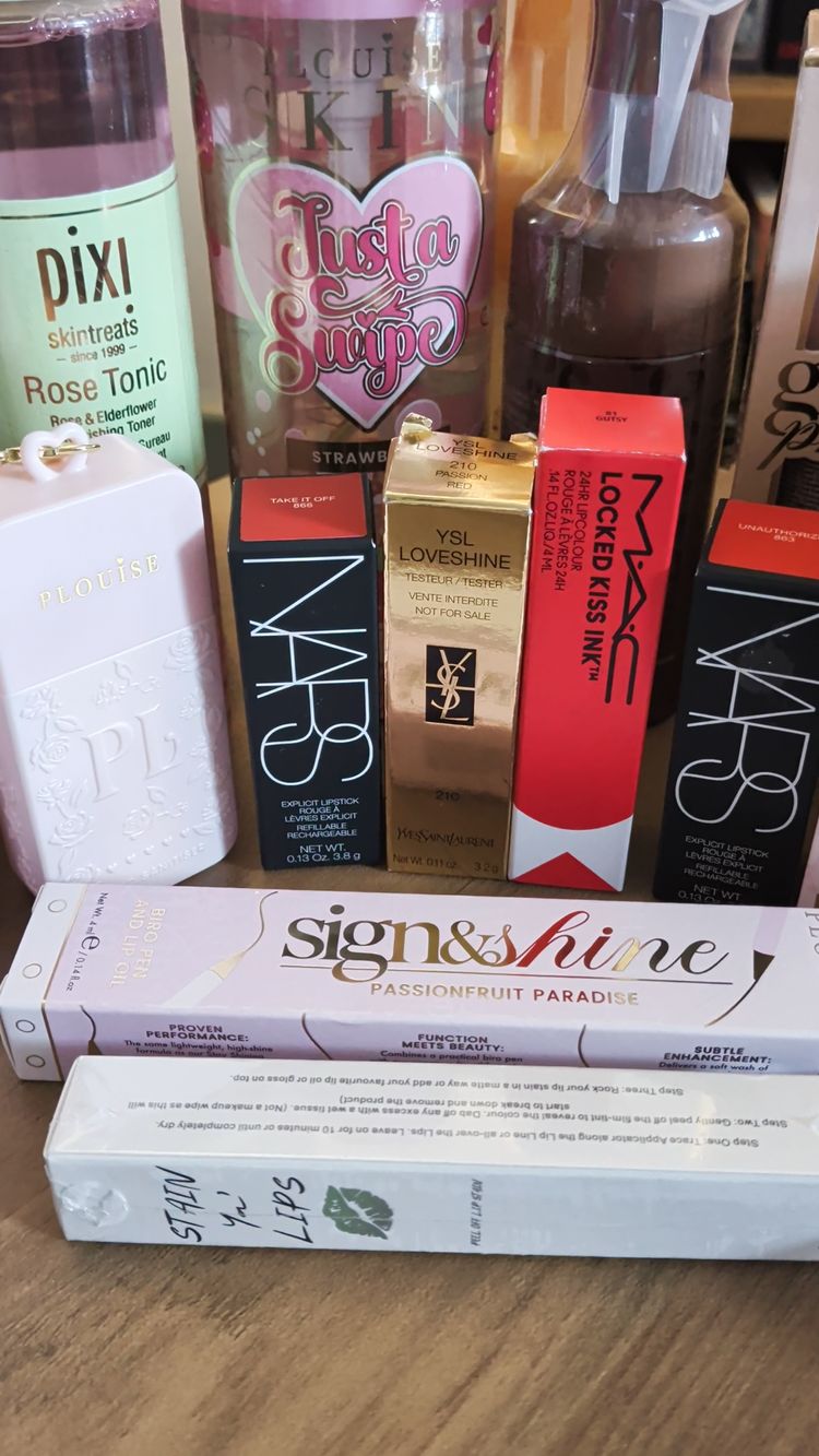 Live Beauty auction: PLOUISE AND BRANDED MAKEUP; DIOR, CHANEL, YSL, MAC, NARS, SOL AND MEDICUBE (BUNDLES AVAILABLE) by latyszoneksam