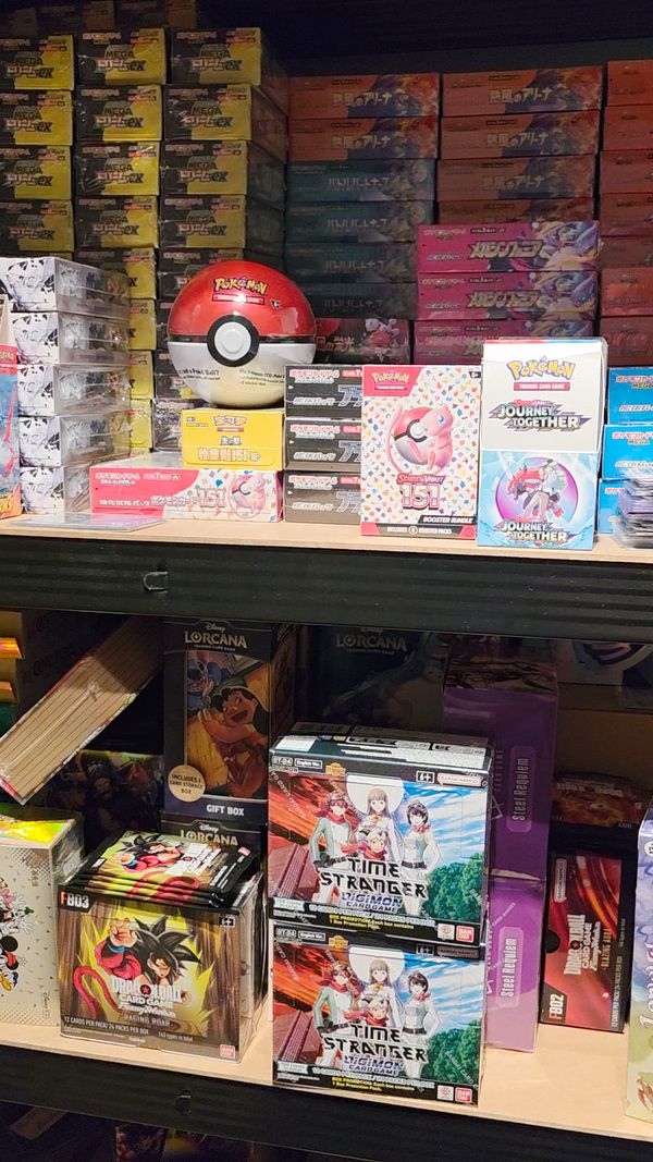 Live auction: SINGLES/SEALED + BUYERS GIVVY by danphans