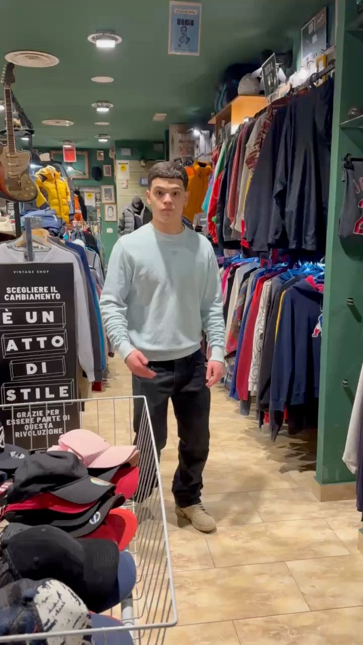 Subasta en directo: ☀️ Drop del Mattino! Nike, Adidas & Vintage Fresh por kilowear