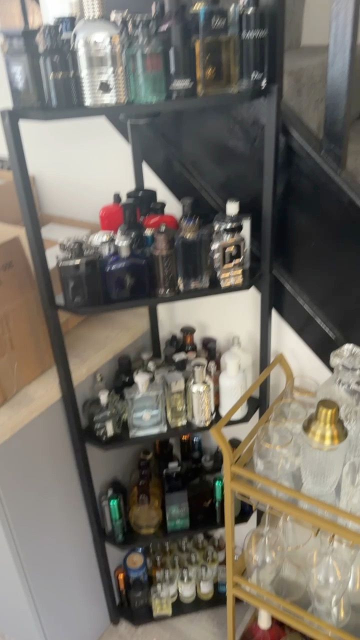 Aukcja na żywo: CM SCENTS od craigmc2000