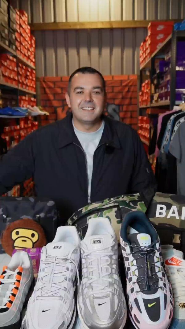 Live Sneakers auction: 🎁 GIVEAWAY EVERY 15 MINS  💷 £1 NO RESERVE  👟 NIKE • JORDAN • ADIDAS • BAPE • ASICS by kicksandlace