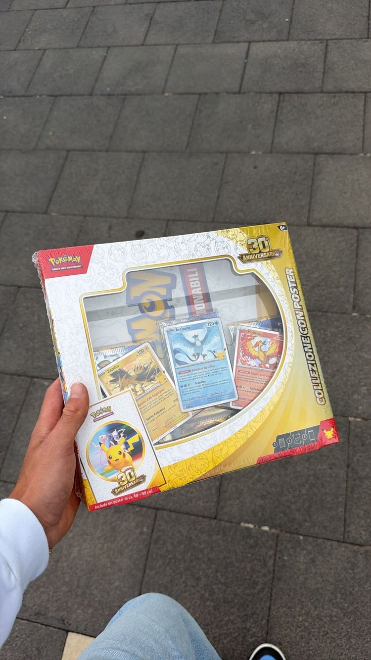 Live auction: Pokemon 30º by simonedistefano