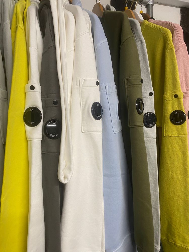 Live auction: 🔥 CP, Stone island, carharrt, stussy, moncler - all main brands by londonlook