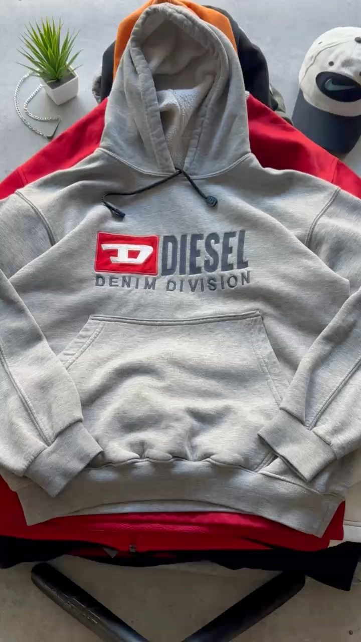 Asta dal vivo: 🔥Nuovi Arrivi- Felpe/Aste/Affari😌 di kilowear