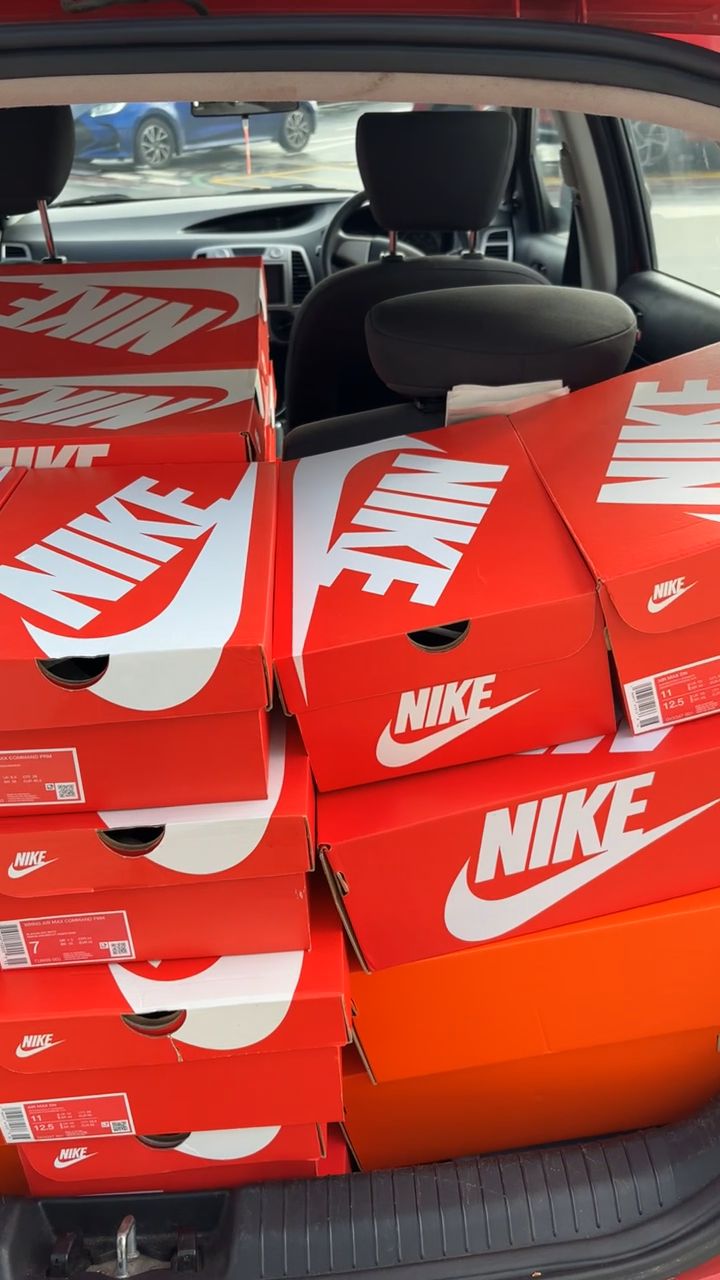 Live Menswear auction: £1NR OVER 500 pairs Tns P6000+ More🔥🔥 by theshoevault