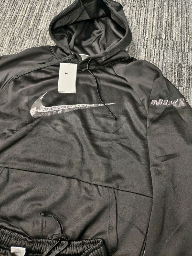 Live The North Face auction: 💢Half Price Sportswear👍🏻 Fixed Price Deals, Moving Out Sales 👌🏻 by cloth2coin