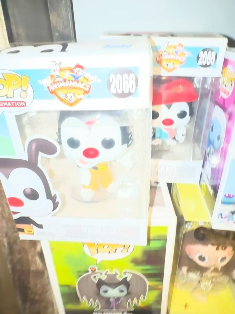 Live Beauty auction: HOUR OF FUNKY FUNKO FRIDAY CLEAROUT !! by euniqueboutique