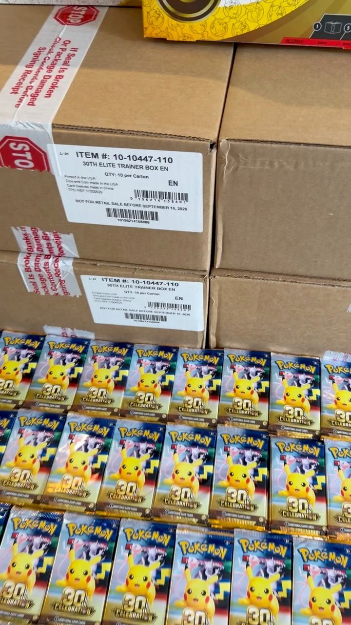 Live auction: TILT 1st 🔥 POKEMON CENTRE 30th ETB AT £1NR 👀 by poketcg