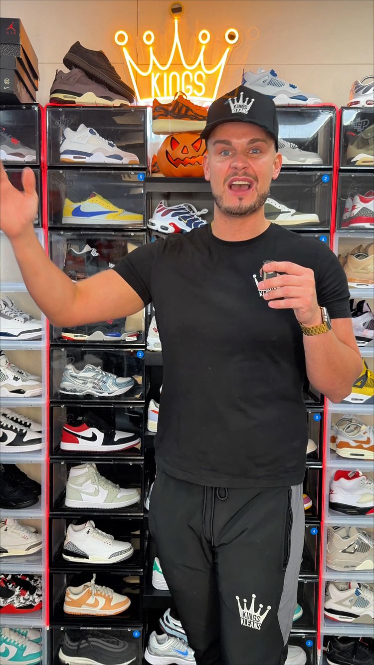 Subasta en directo de Yeezy: £1 NO RESERVE+FREE KICKS Jordans/Air Max/High  End++ por kingskleans