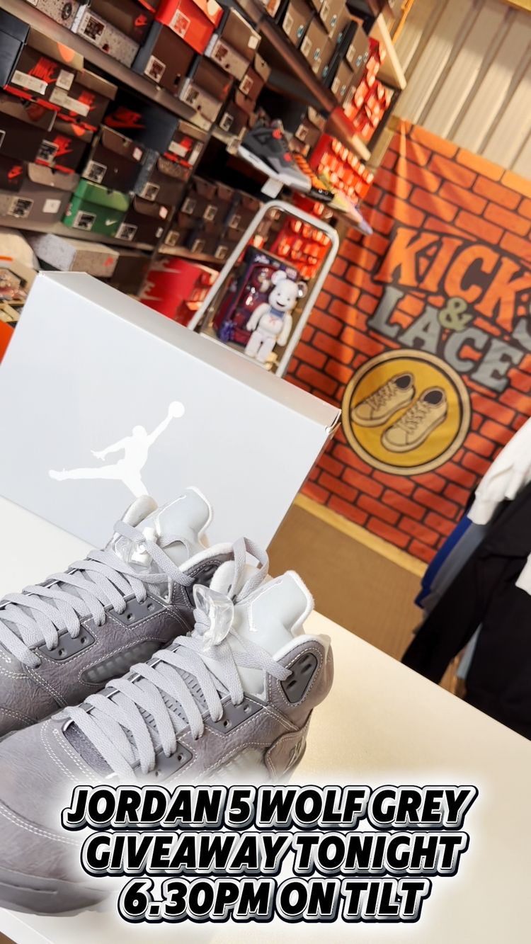 Live Sneakers auction: 🚨👟 JORDAN 5 WOLF GREY BUYERS GIVEAWAY 👟🚨 💰 NIKE • JORDAN • ASICS • NB 💰 😱  by kicksandlace
