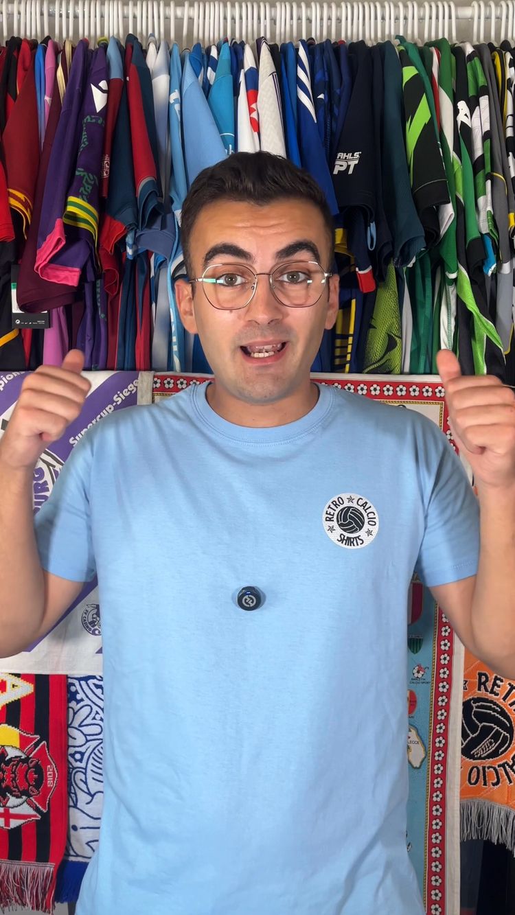 Live Nike auction: CINCUENTA BUFANDAS DE FÚTBOL A UN EURO by retrocalcioshirt