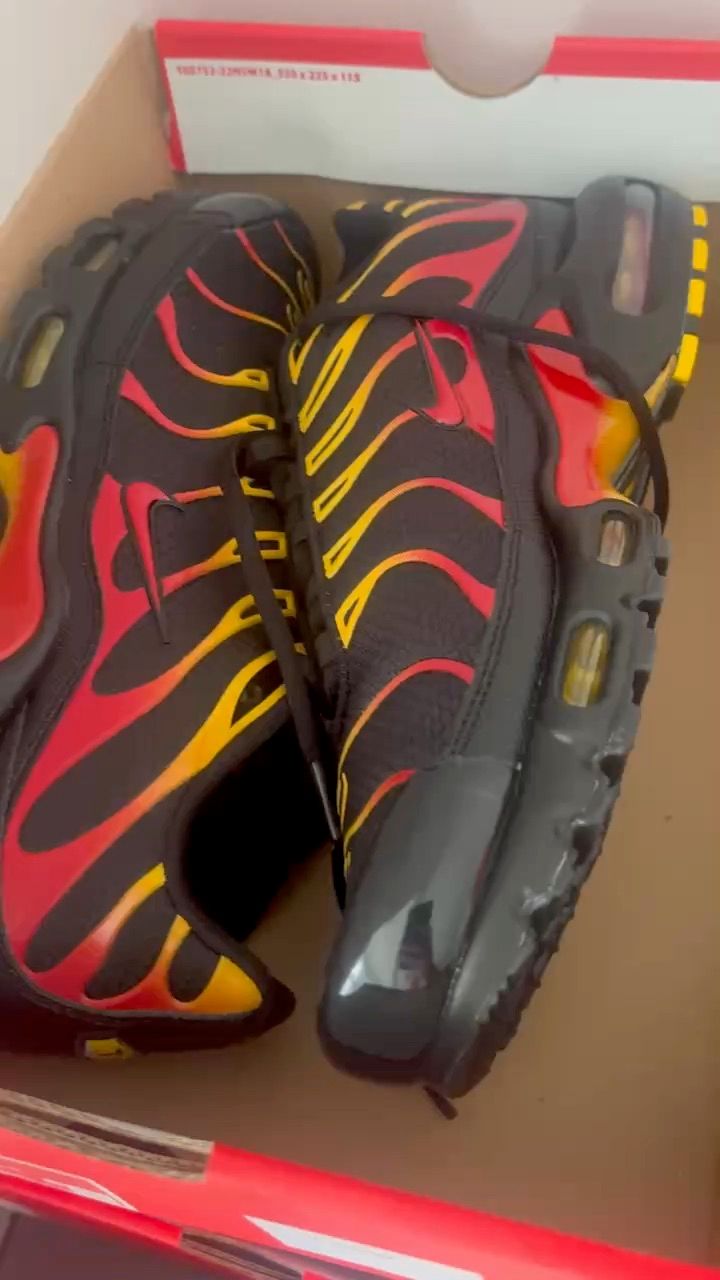 Asta in diretta Sneakers: First tilt stream £1 starts/set prices di bradensmith_8