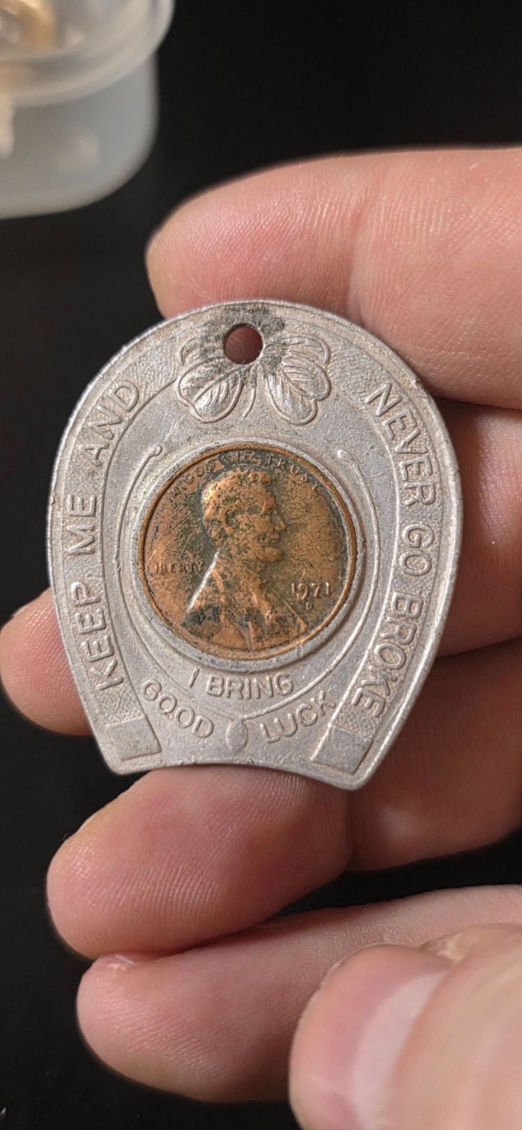 Live Coins & Collectables auction: Collectibles AND Vintage Jewellery  by treasureboxuk